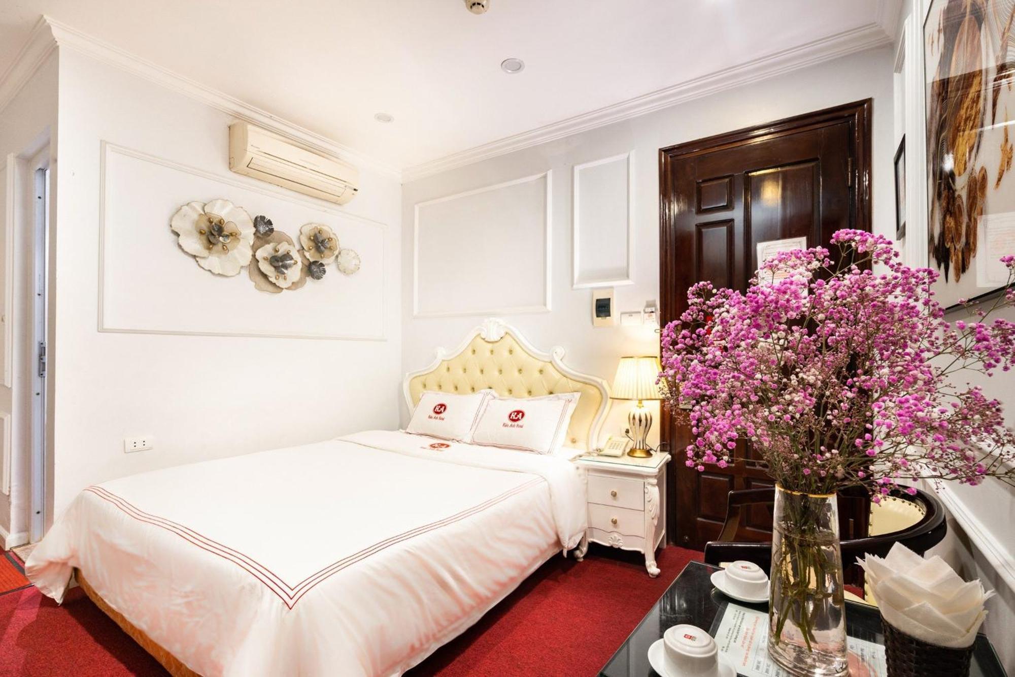 Kieu Anh Hotel - 81 Trung Kinh - By Bay Luxury Hanoi Dış mekan fotoğraf
